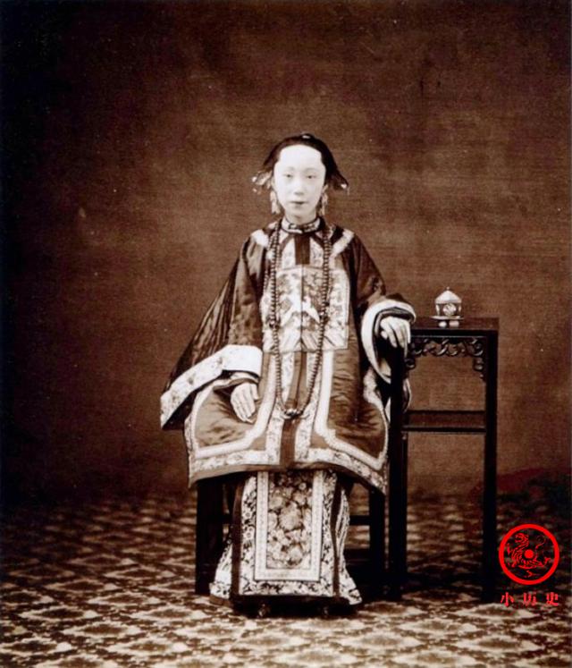 写作文的时候,你的情感和周围情况有密切联系-熊猫体育(图3) panda sports